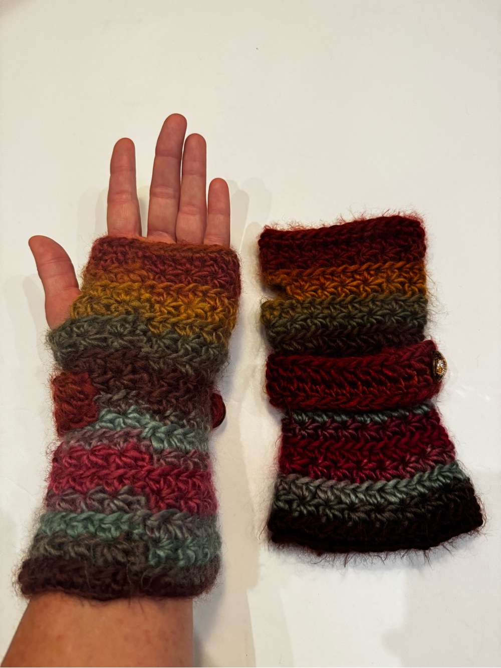 Handmade Handwarmers Crochet Striped Burgundy Blue Tan Mittens Womens - Picture 2 of 8